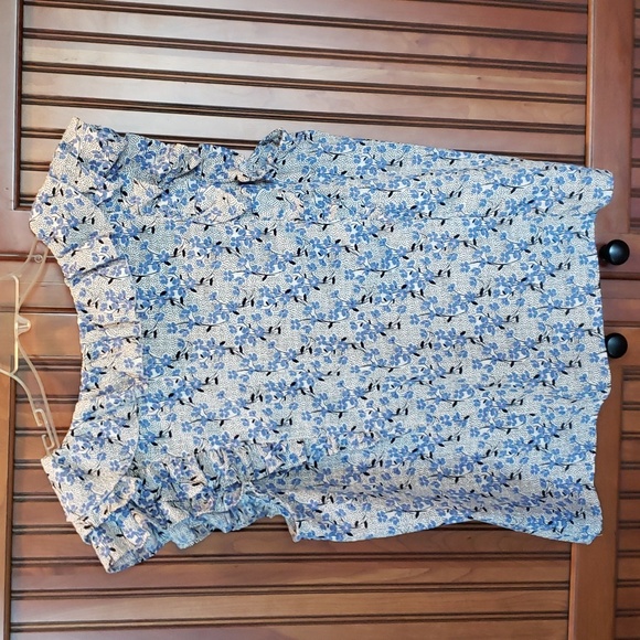 Loft Sleeveless Blouse - Picture 2 of 2